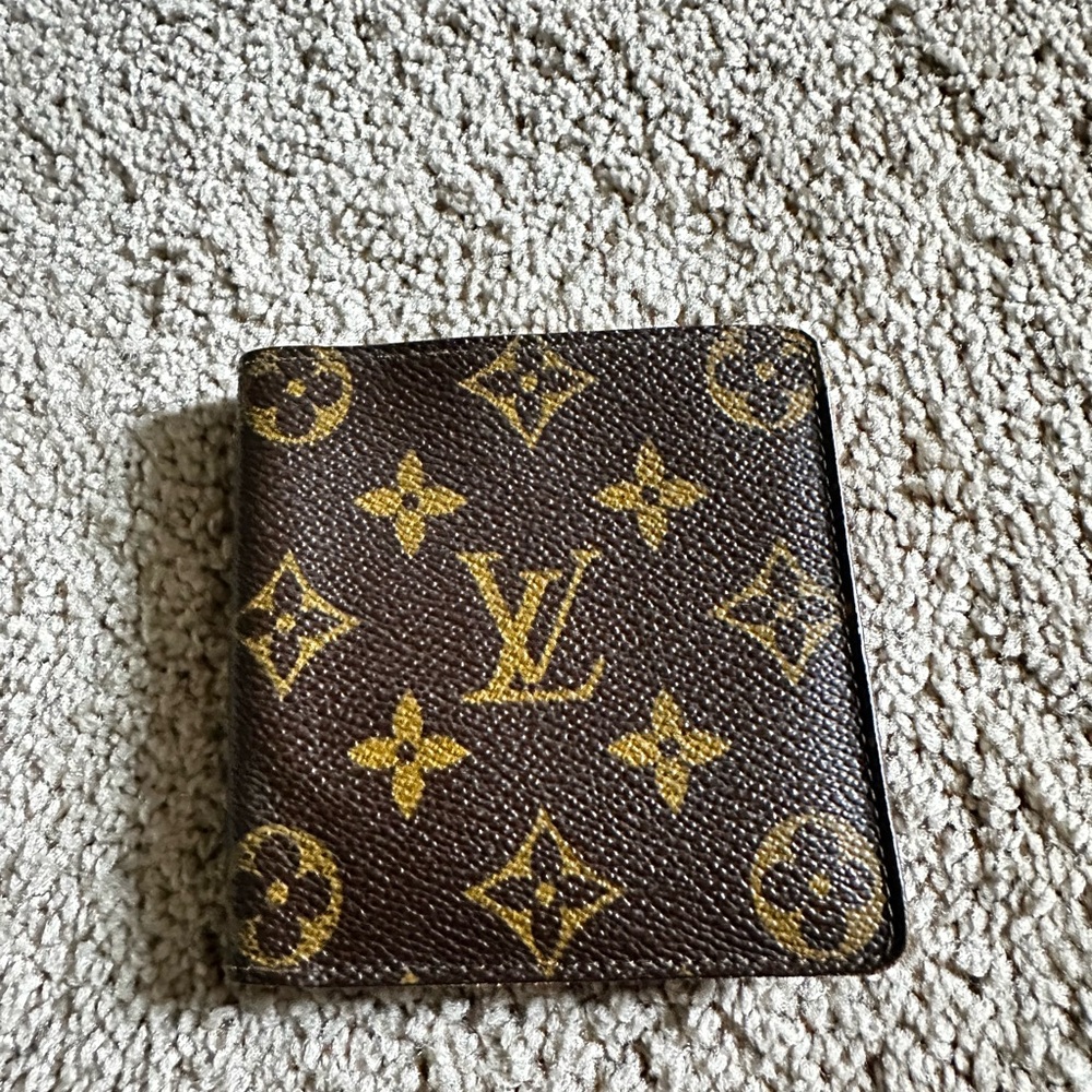 Louis Vuitton Brown and Gold Key & Card Holder